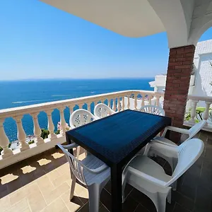 https://buganvilies-apartamento-con-vistas-maravillosas.catalonia-hotels.com