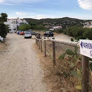 https://apartamento-con-vistas-al-mar-cadaques.topcostabravahotels.com